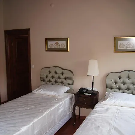 Candle Suites Hotel 4*