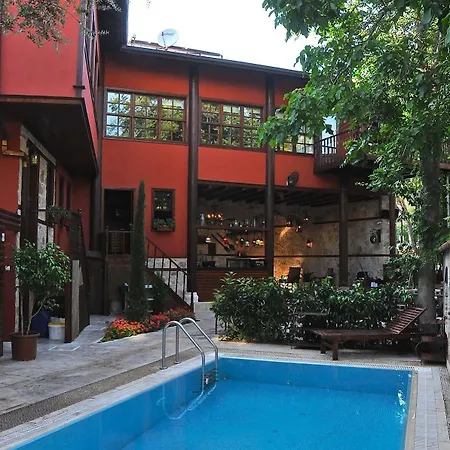 Candle Suites Отель 4*